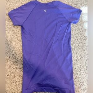 Lululemon Swiftly Tech Short-Sleeve Short 2.0